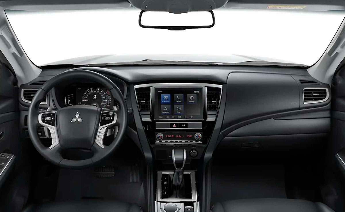 Mitsubishi Pajero Sport Legend 2024 interior