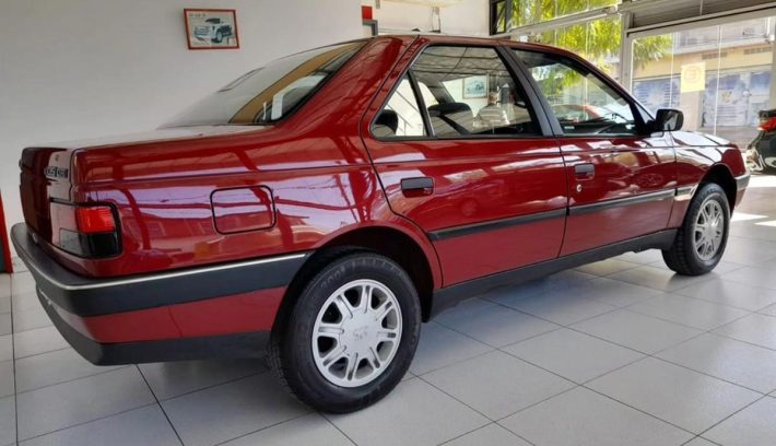 Peugeot 405 GR perfil