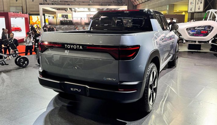 Toyota pick up compacta trasera