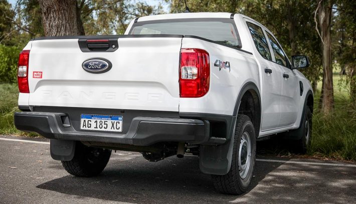 Ford Ranger XL caja