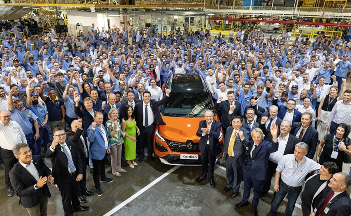 Renault nuevo SUV regional electrificado 1
