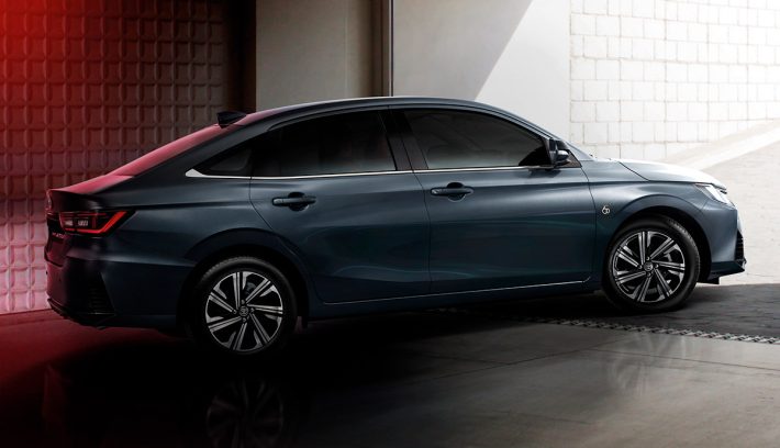 Toyota Yaris Ativ perfil