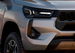 Toyota Hilux 2024 teaser