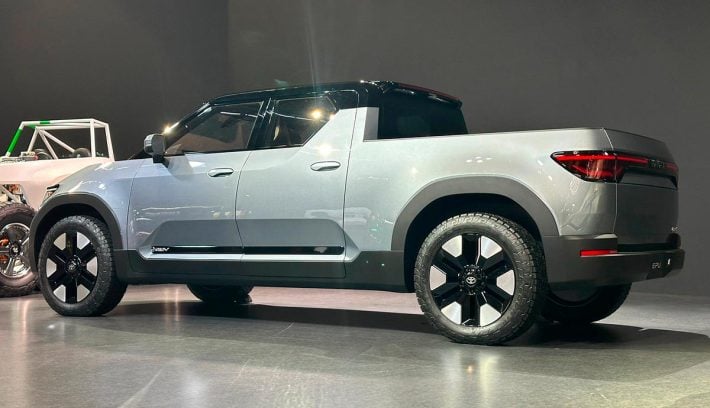 Toyota pick up compacta perfil