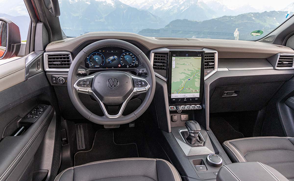Volkswagen Amarok aventura interior