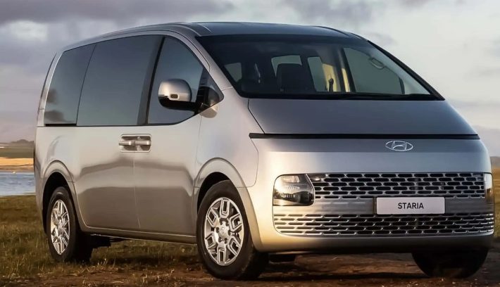 Hyundai Staria, el monovolumen híbrido