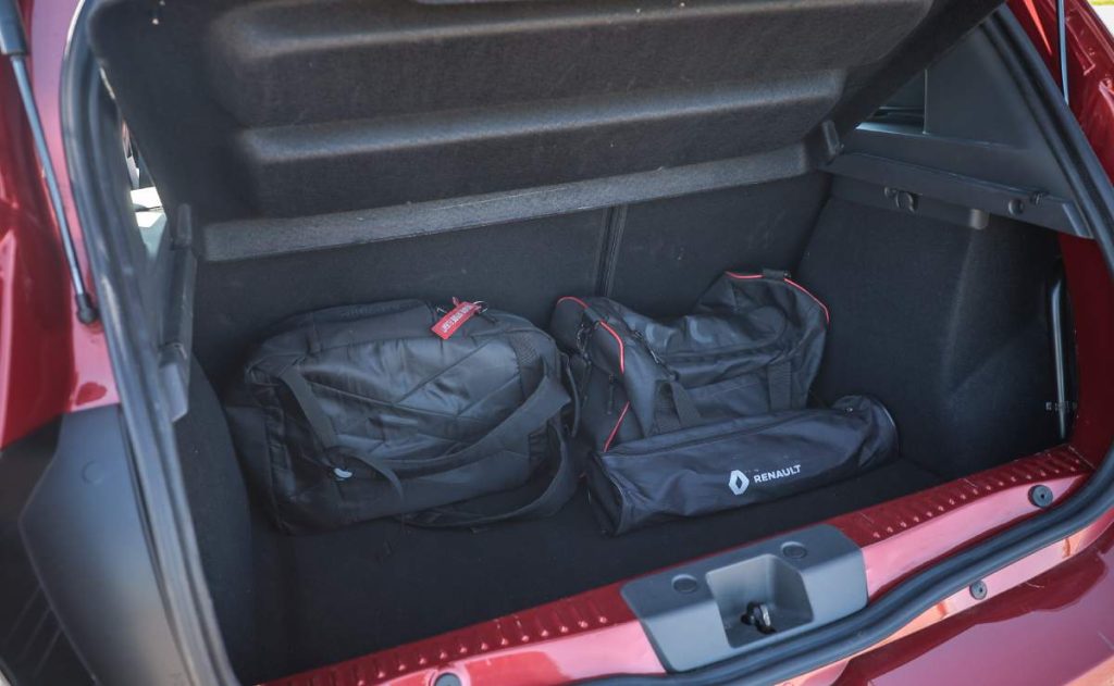 Renault Stepway Intens CVT Test Drive