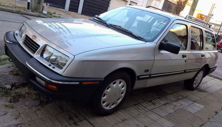 Ford Sierra rural frente