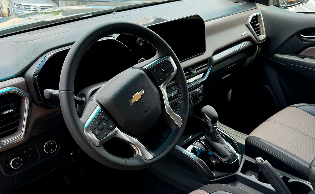 Nueva Chevrolet S10 High Country interior