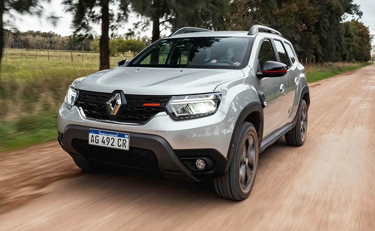 Renault Duster 2024 accion