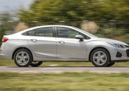 Chevrolet Cruze LT perfil