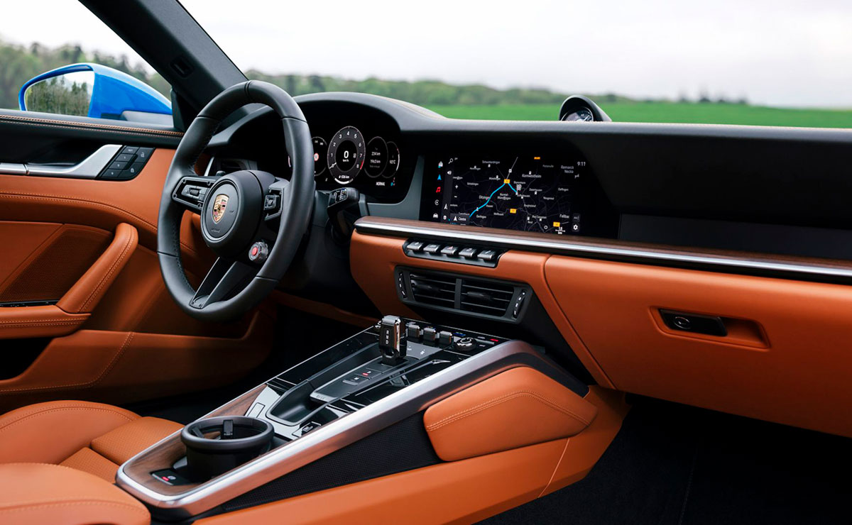 Deportivo Porsche 911 Carrera GTS interior