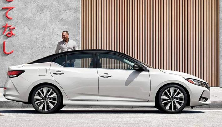 Nissan Sentra perfil