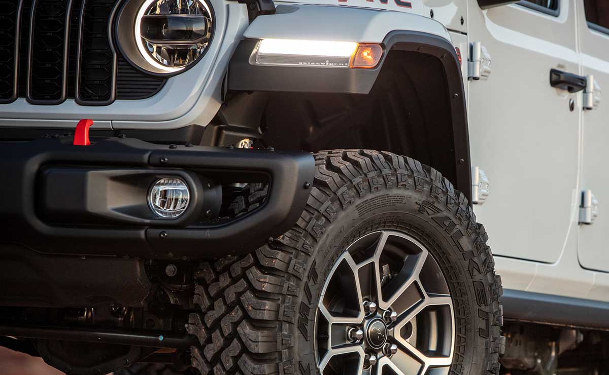 Jeep lanza la renovada Wrangler, la posible pick up todoterreno más destacada