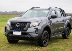 Nissan Frontier X Gear lanzamiento frente