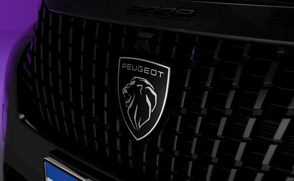 SUV Peugeot 2008 teaser 2