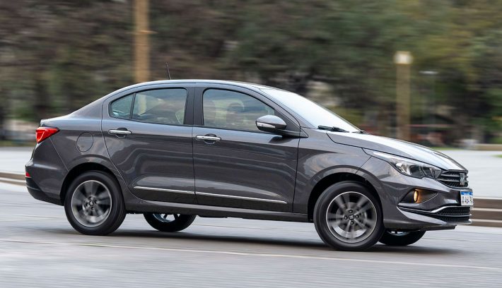 Sedan Fiat Cronos precio