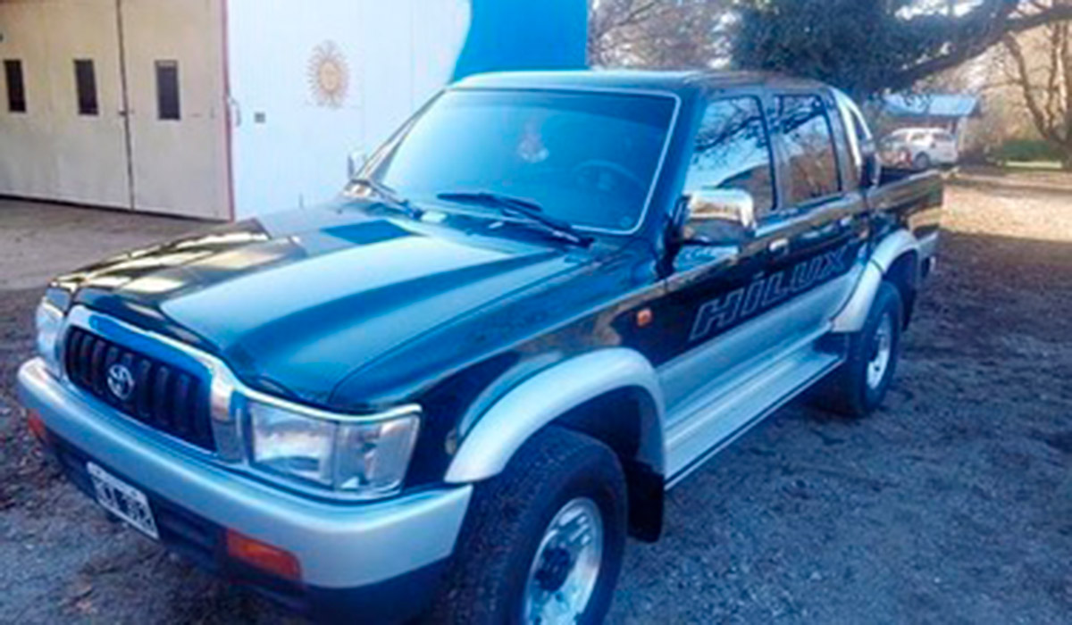 Toyota Hilux Limited 2003 frente