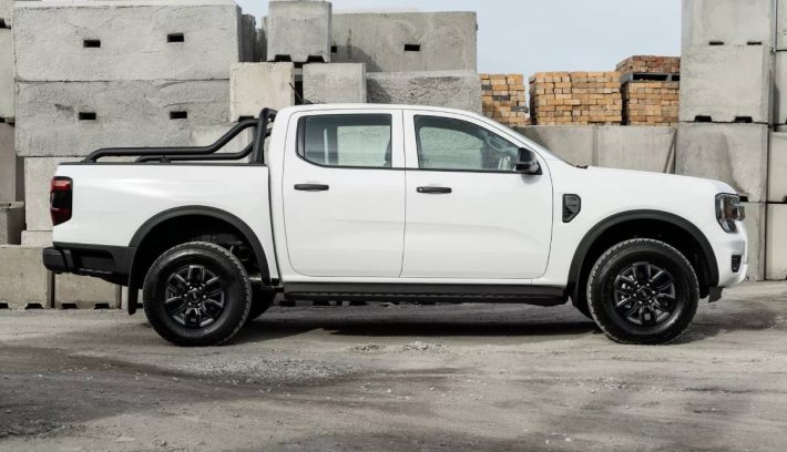 Ford Ranger Black Edition perfil