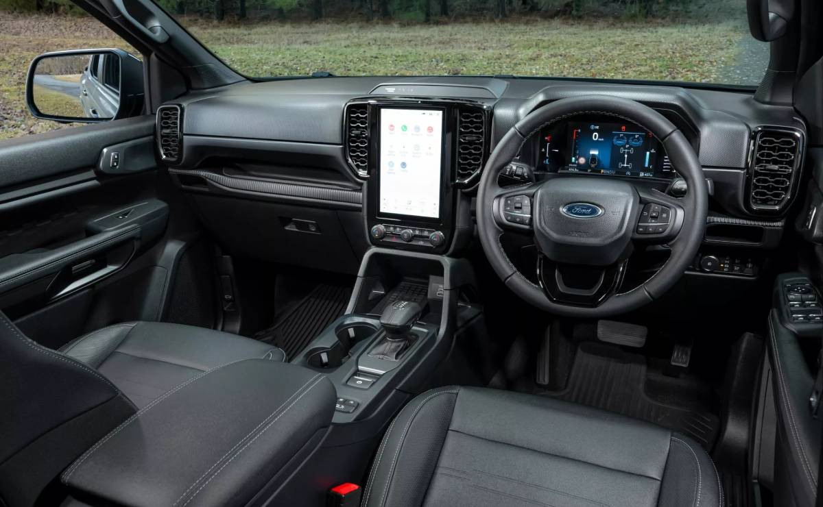 Ford Ranger Tremor interior 1