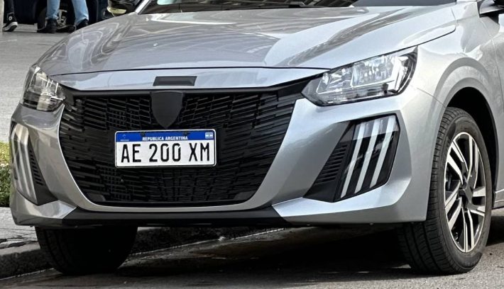 Nuevo Peugeot 208 teaser