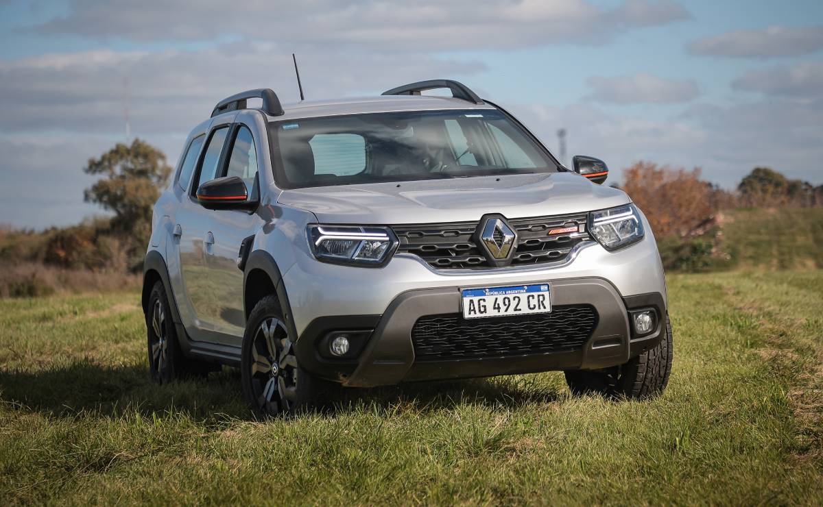 SUV-Renault-Duster-Iconic-frente