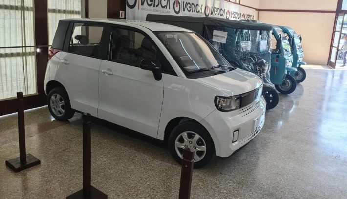 Auto electrico cubano 3