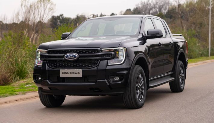 Ford Ranger Black frente 1