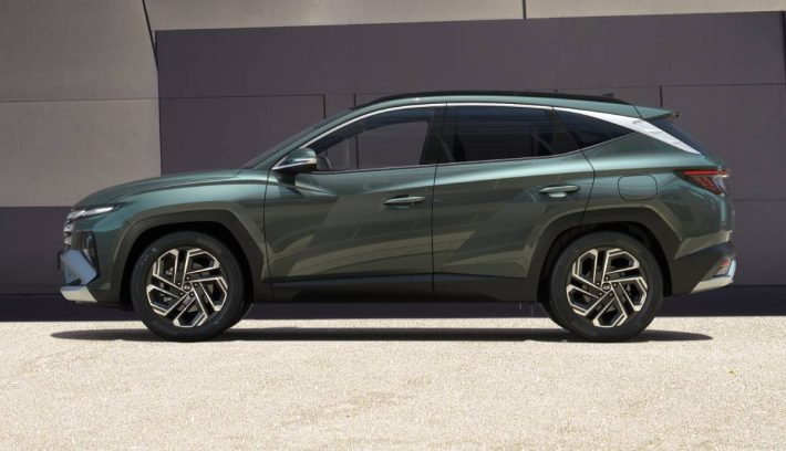 SUV Hyundai Tucson perfil 1