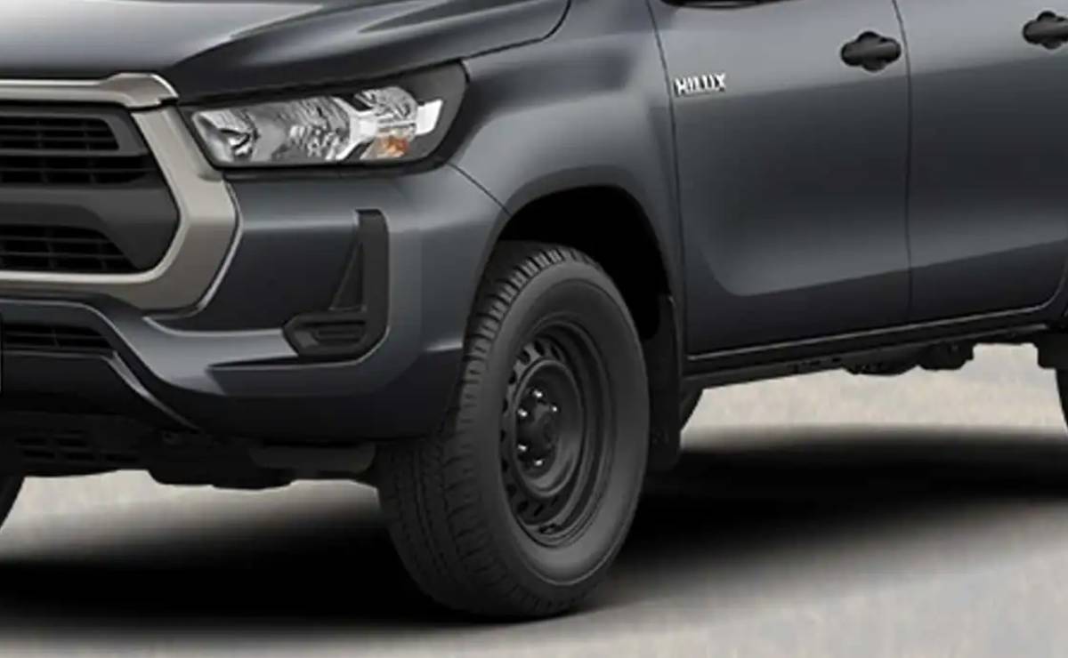 Toyota Hilux STD Power Pack teaser