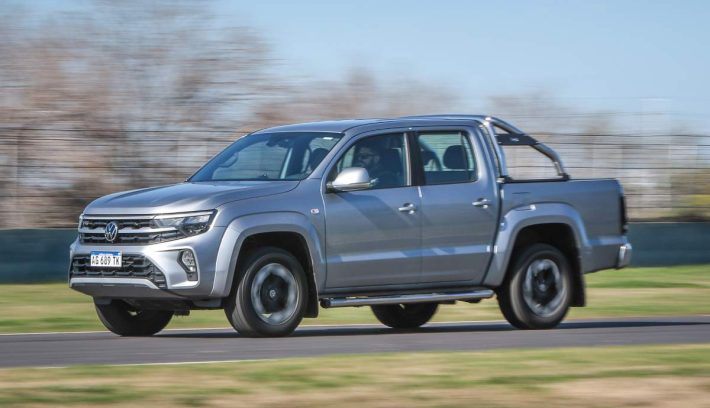 Volkswagen Amarok 2025 (9)