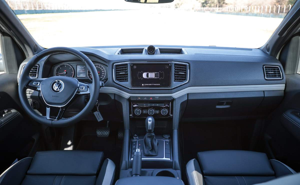 Volkswagen Amarok 2025 Interior