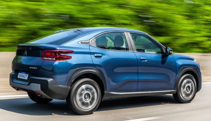 SUV Citroen Basalt accion 1