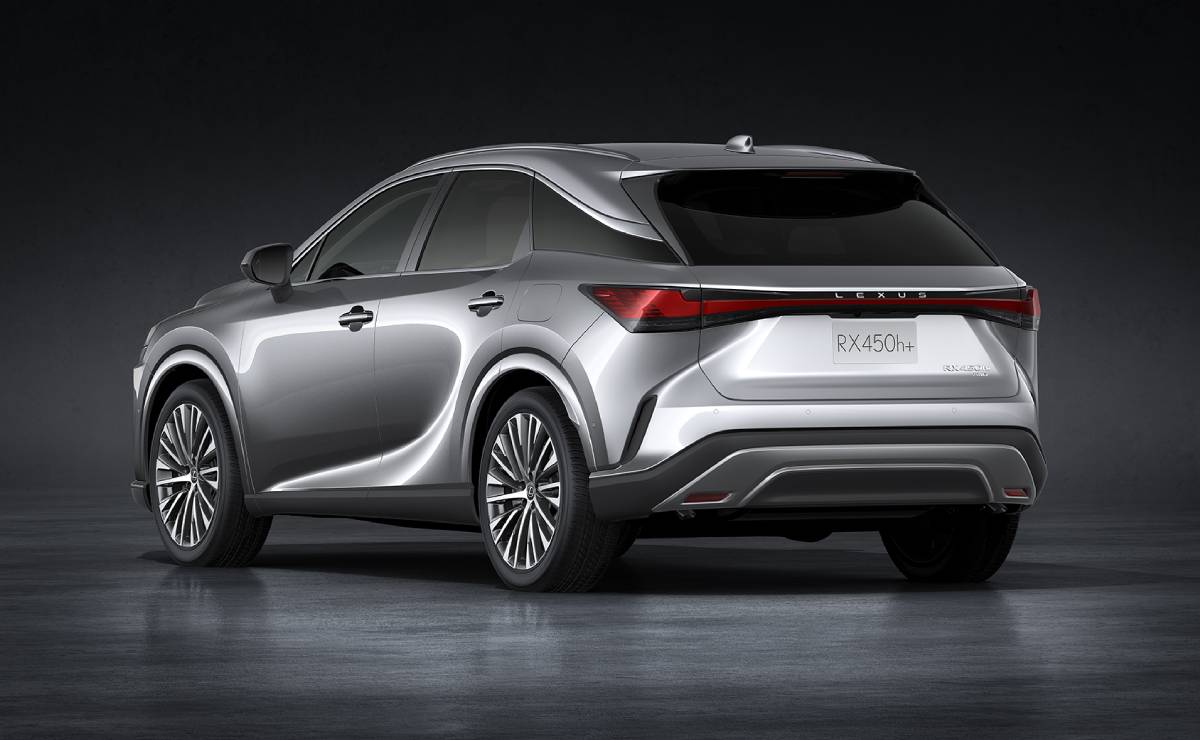 SUV Lexus RX 450h trasera