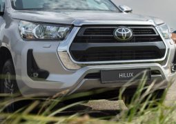 Toyota Hilux Mild Hybrid teaser