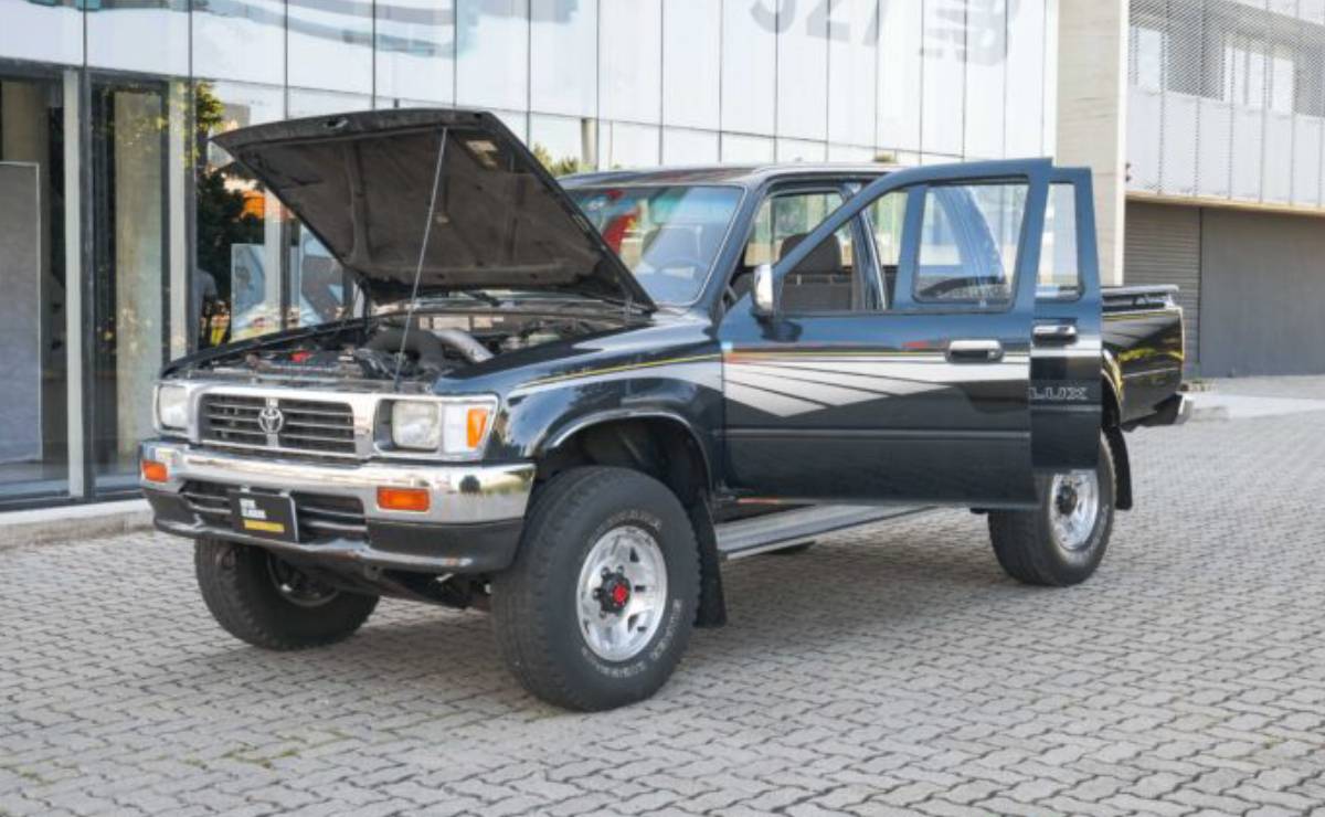 Toyota Hilux SR5 motor