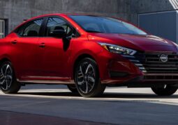 Nissan Versa, otra vez premiado como el mejor auto del año