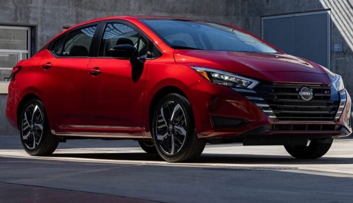 Nissan Versa, otra vez premiado como el mejor auto del año