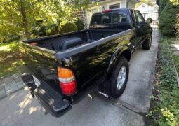 Pick up Toyota Tacoma trasera