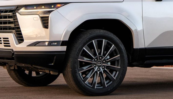 SUV Lexus GX 550 teaser
