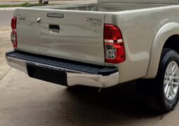 Toyota Hilux SRV 0km (4)