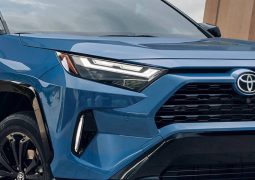 Toyota RAV4 2025 teaser