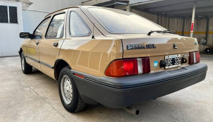 Ford Sierra L 1985 trasera