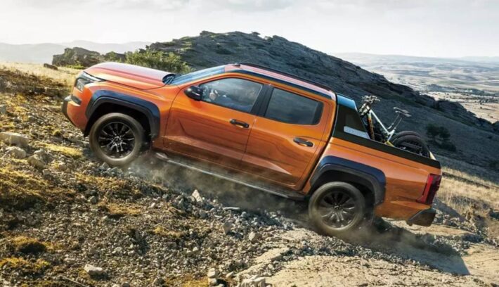 Pick up Mitsubishi L200 accion perfil