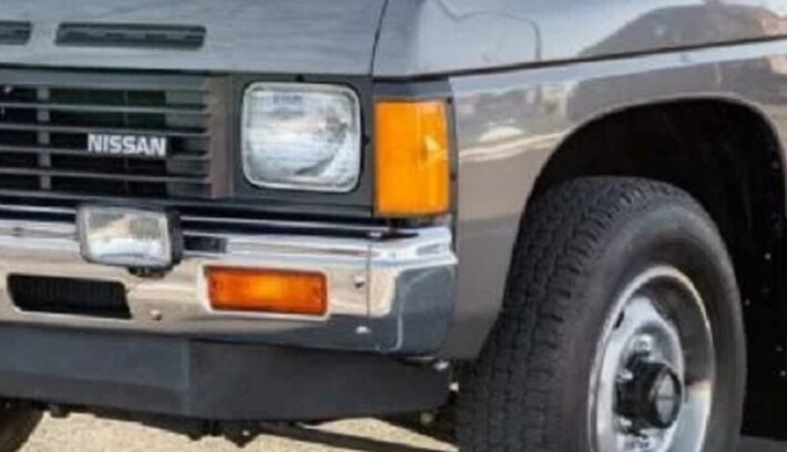 Nissan Hardbody, la pick up de 1987 hallada en un excelente estado
