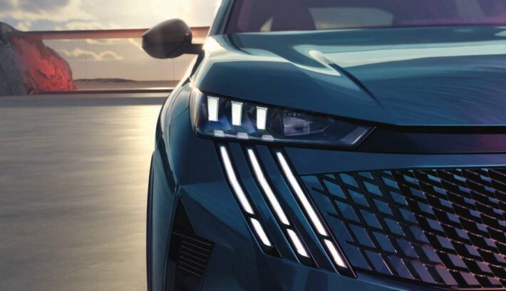 Peugeot 3008 teaser