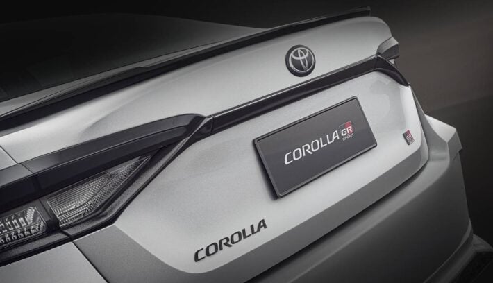 Toyota Corolla GR Sport 2025 teaser 1