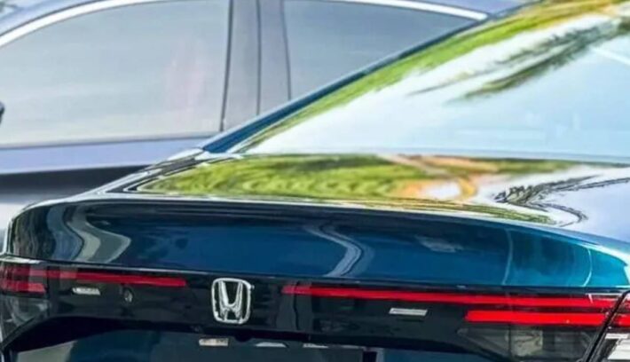 Honda Accord 2026 teaser cola