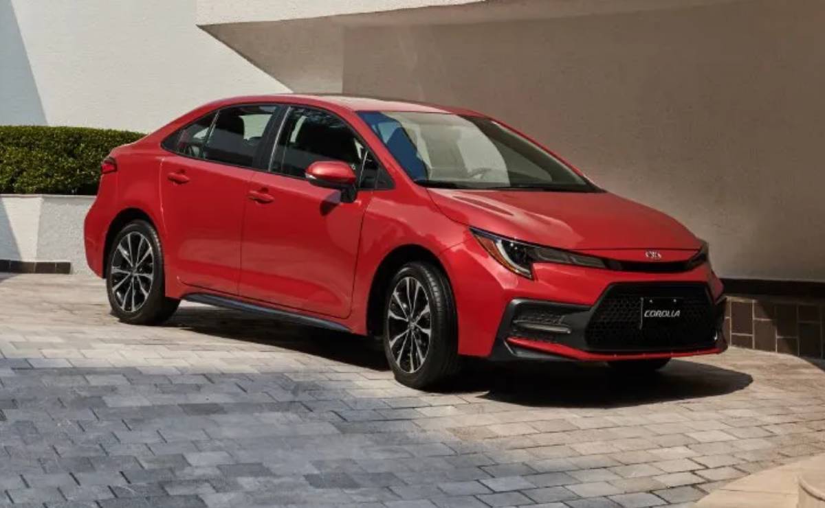 Toyota Corolla precio