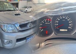 Toyota Hilux 1